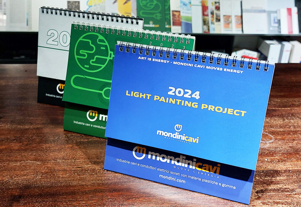 Arte ed energia per il calendario 2024 Mondini Cavi